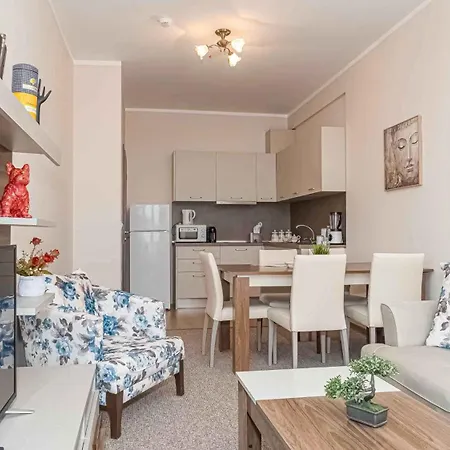 Burgas Residence 610 شقة *